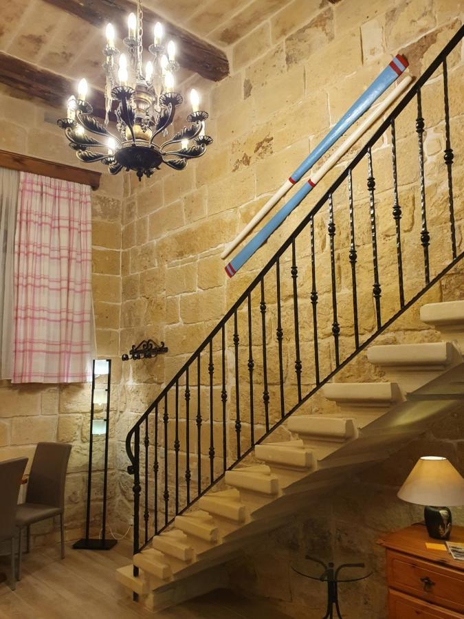 B&S Accommodation Renovated 18 Century House Of Character In Hal Ghaxiak Exterior foto